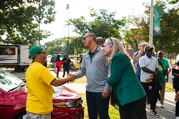 Abagail Spanberger, Jay jones