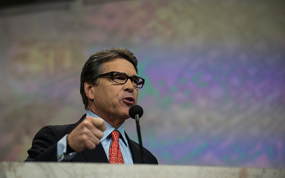 Republican Presidential Contenders Speak At 2015 NRA Convention.