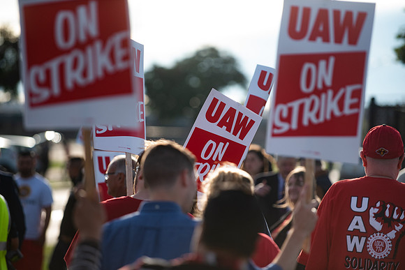 UAW Local 1097 members and solidarity strikers walk the picket line on Sept 16th, 2019 in Rochester.