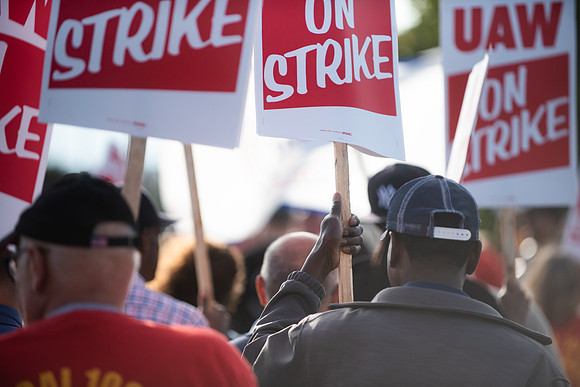UAW Local 1097 members and solidarity strikers walk the picket line on Sept 16th, 2019 in Rochester.
