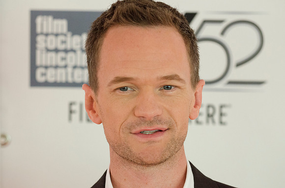 Zach D Roberts