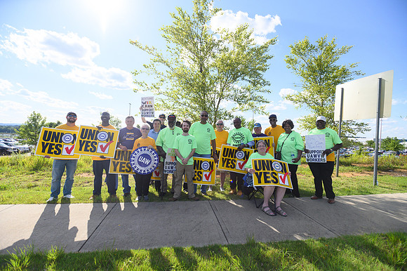 Local unions rally in support of the UAW vote in Chattanooga, Tennessee in 2019.